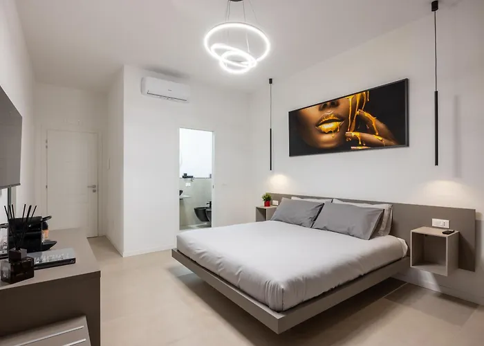 Luxury Station Гостевой дом 4*