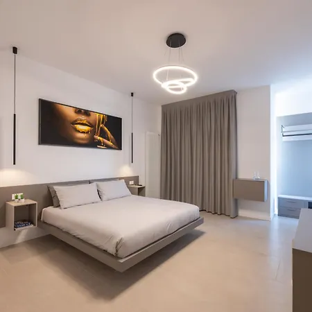 Πανσιόν Luxury Station
