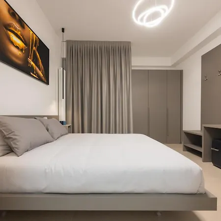 Luxury Station Μπολόνια