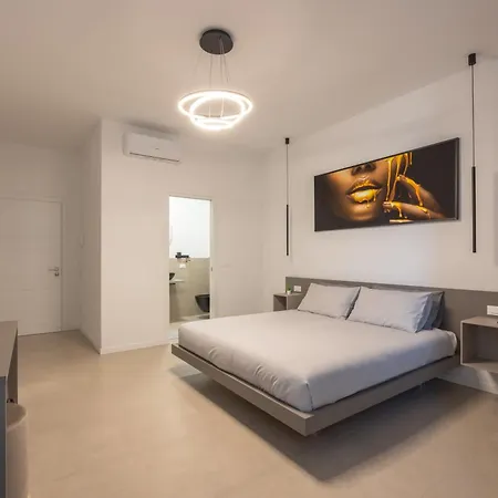 Luxury Station 4* Bologna