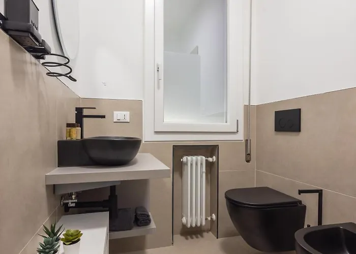 Luxury Station Penzion Boloňa