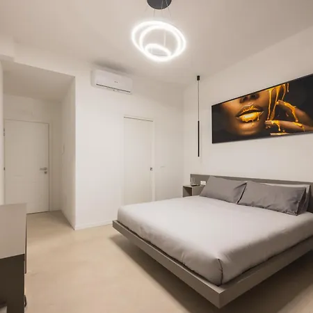 Luxury Station 4* Bologna