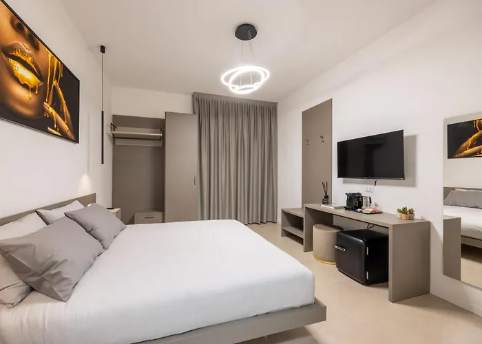 בית הארחה Luxury Station 4*