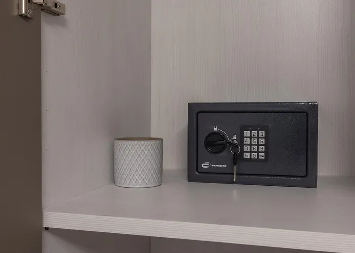 Luxury Station Гостевой дом 4*