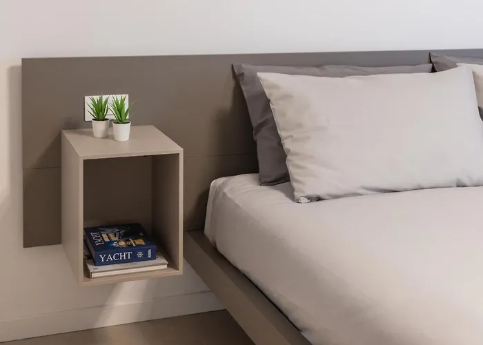 בית הארחה Luxury Station 4*