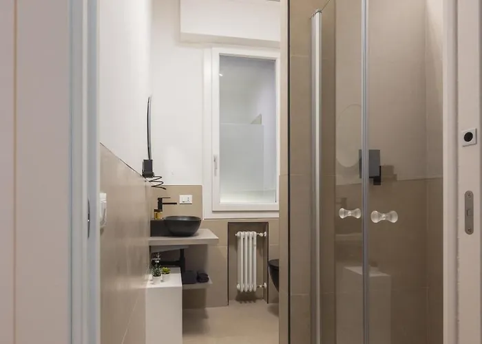 Luxury Station Гостевой дом Болонья