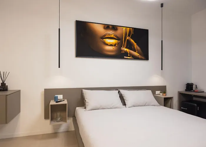 Luxury Station 4* Болонья